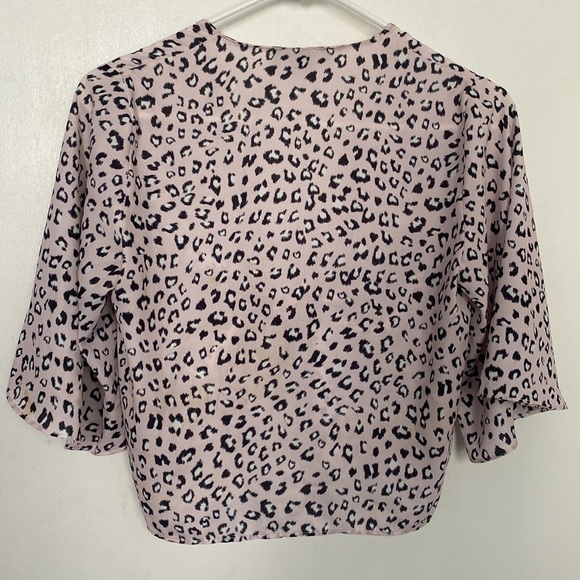 Leopard print tie front crop top US4 - Picture 7 of 7